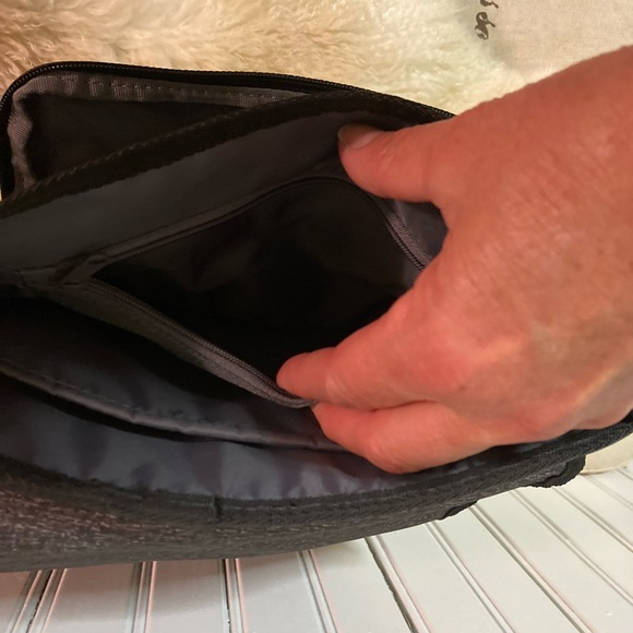 Eddie Bauer purse - Picture 11 of 12